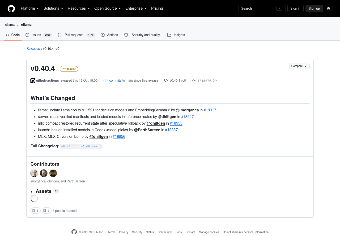 GitHub release page for Ollama v0.40.4-rc0 showing pre-release label and Whats Changed list